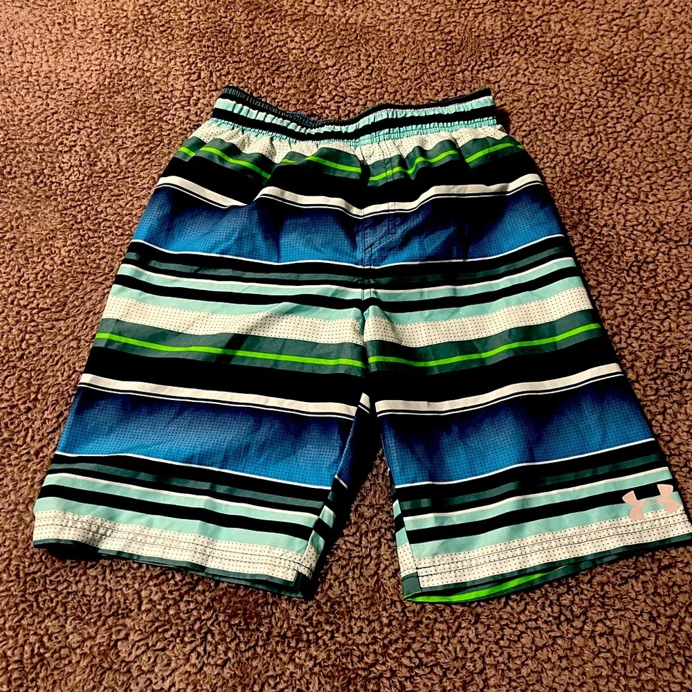 🌊 Under Armour Youth Swim Shorts - Size Large‎ 🌊